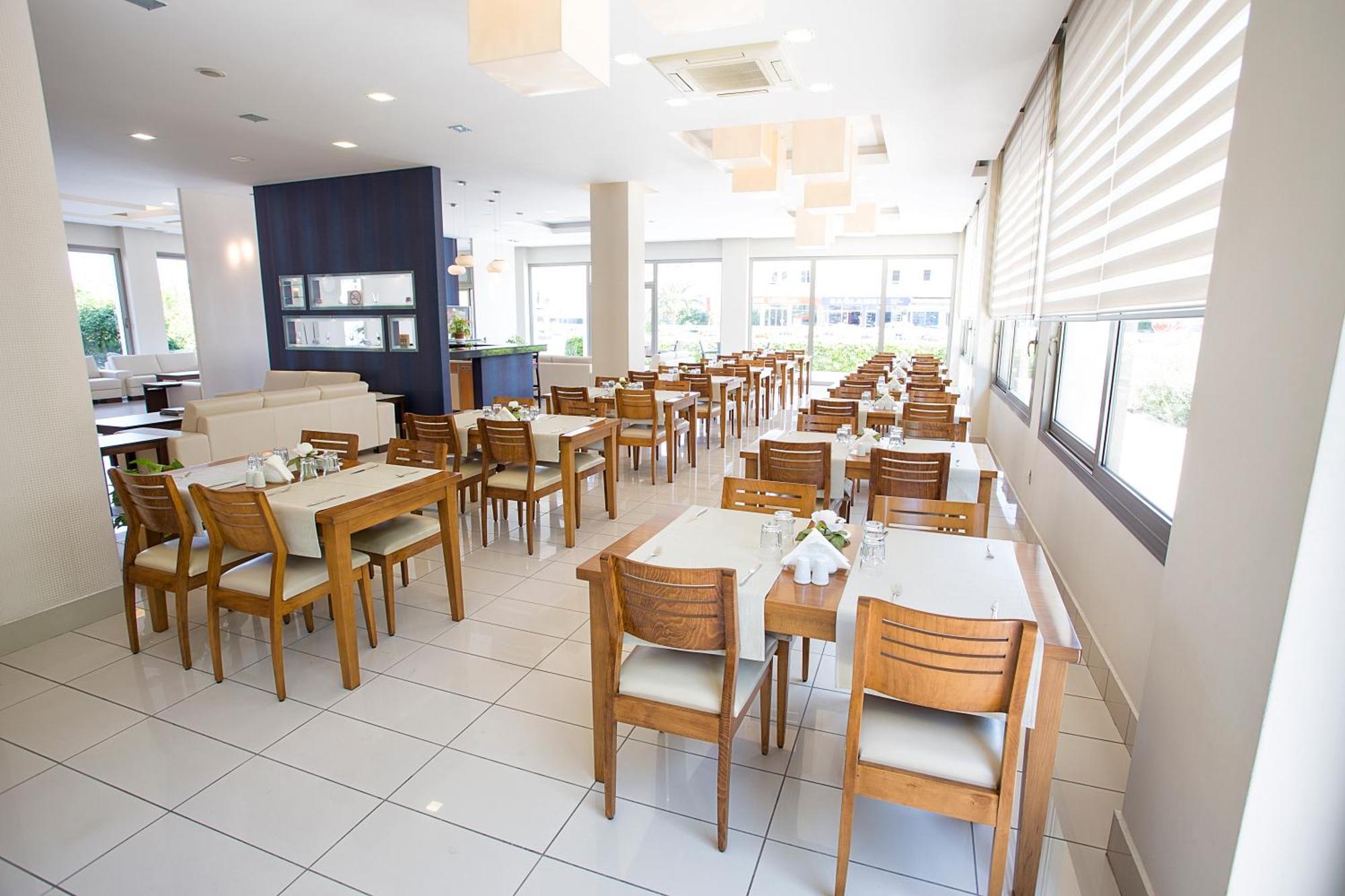 Cilek Marina Otel Çeşme エクステリア 写真