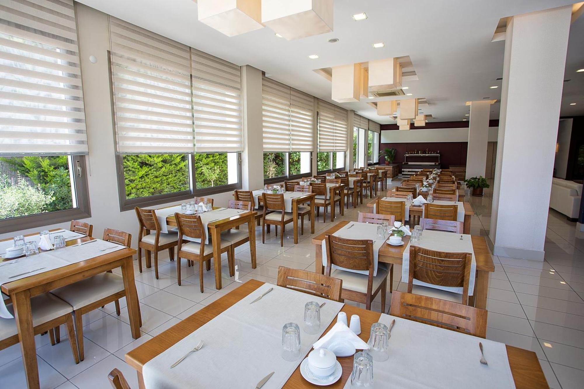 Cilek Marina Otel Çeşme エクステリア 写真